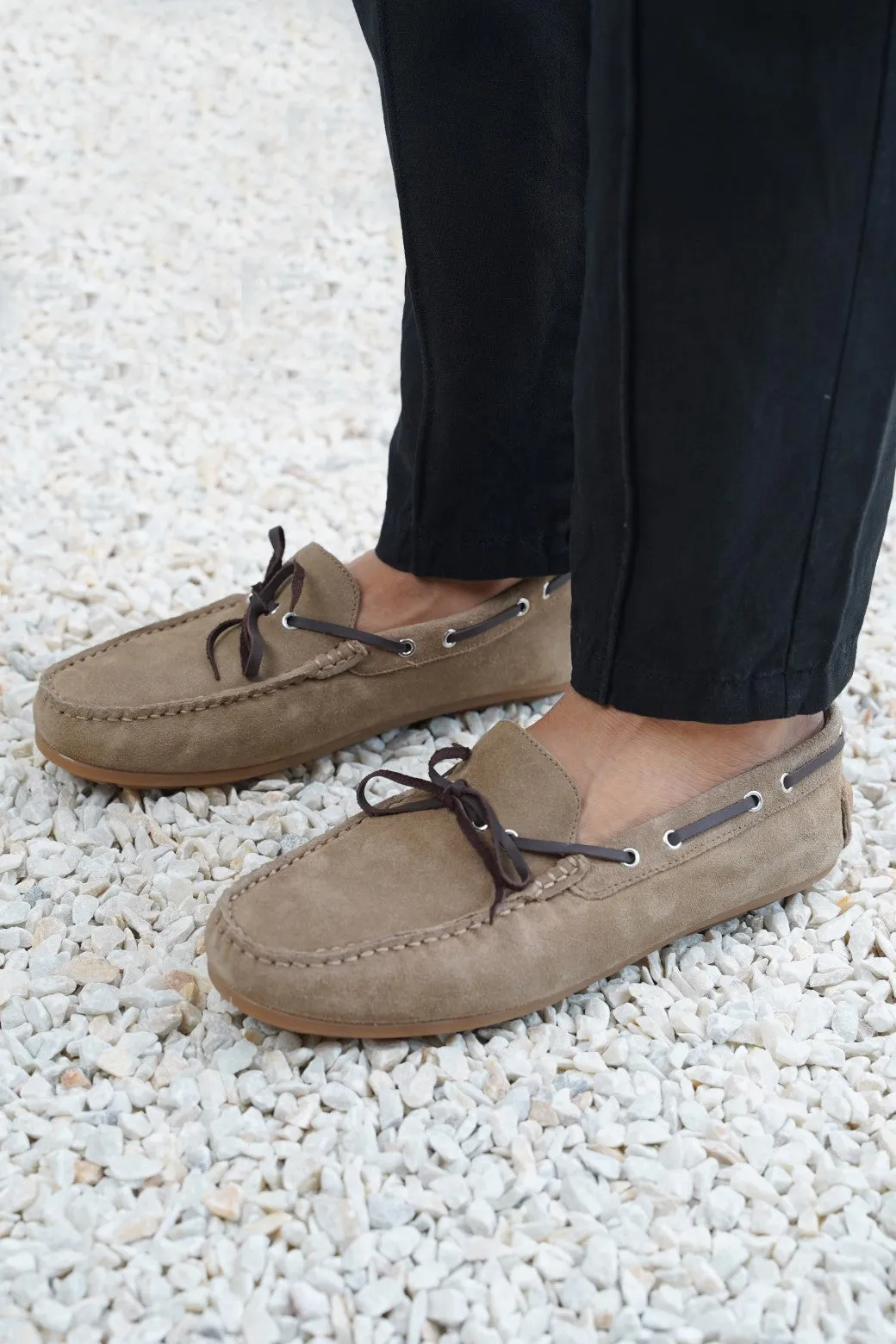 CLASSIC LEATHER MOCCASINS