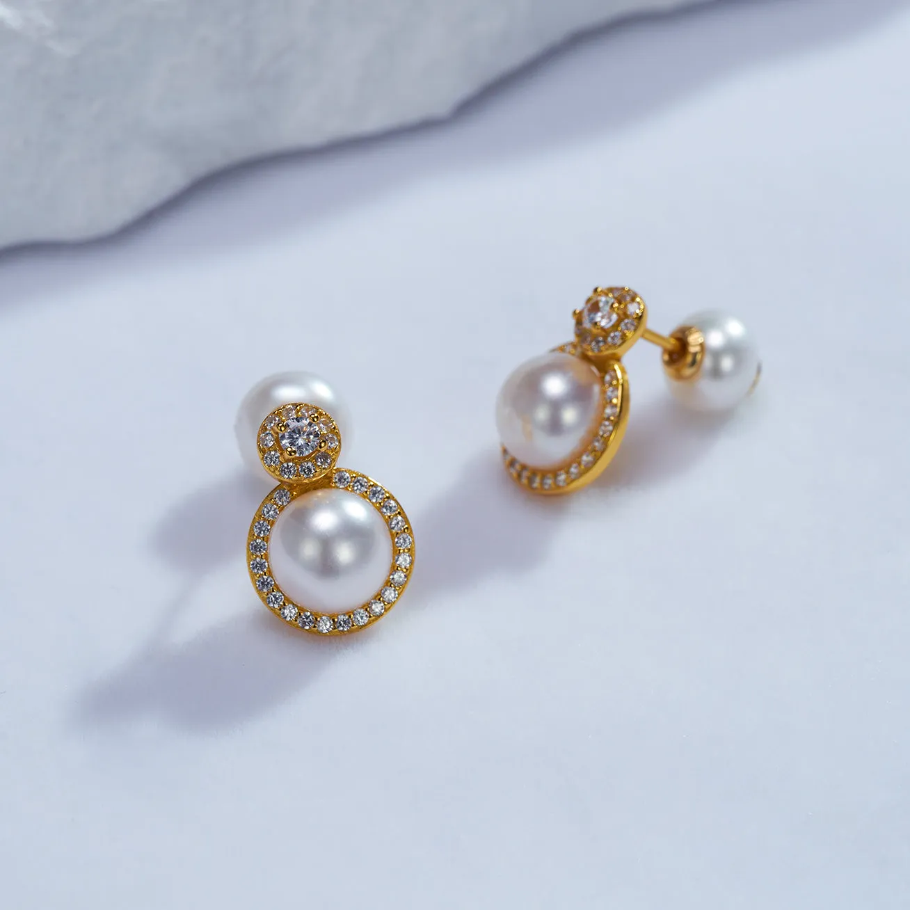 Elegant Freshwater Pearl Earrings WE00679