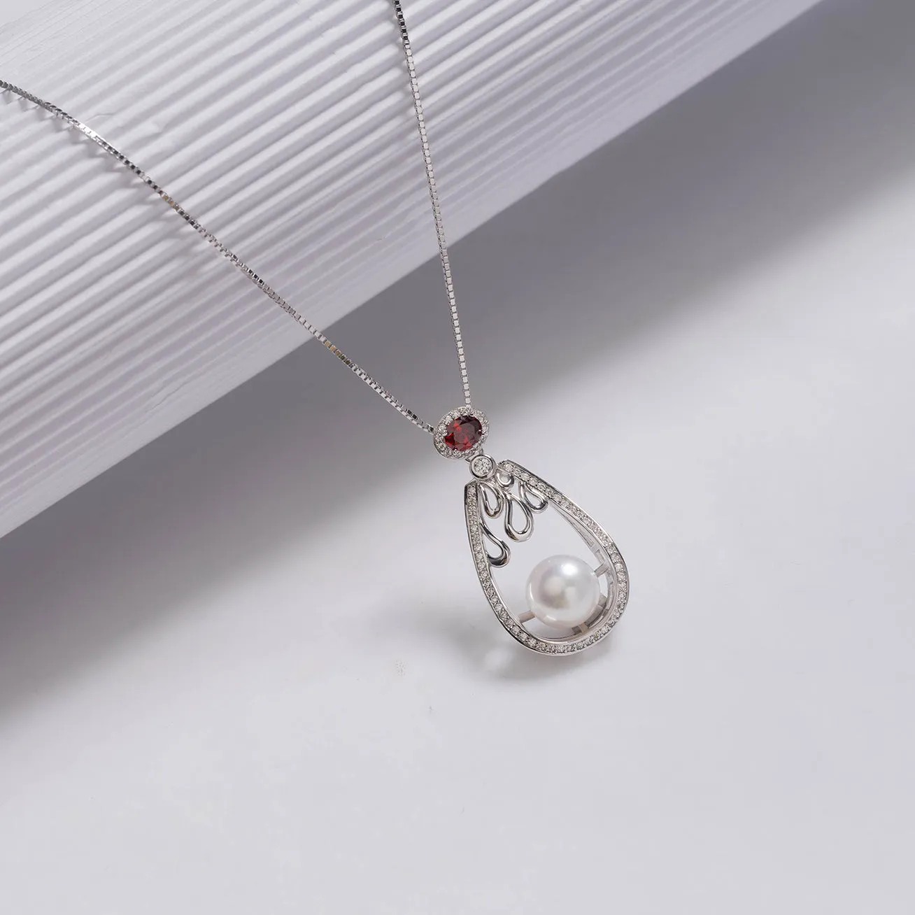 Elegant Freshwater Pearl Necklace WN00487