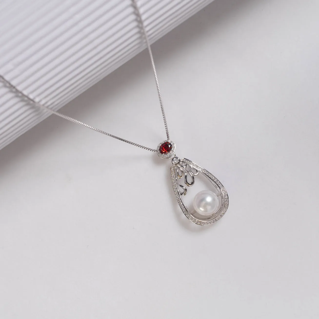 Elegant Freshwater Pearl Necklace WN00487