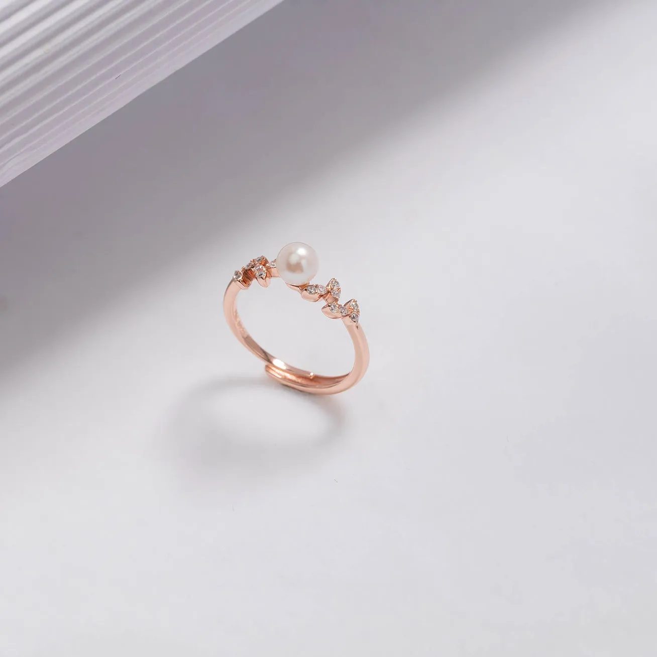 Elegant Freshwater Pearl Ring WR00205