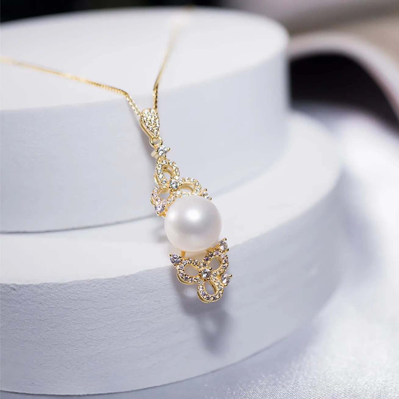 Elegant Freshwater Pearl Set WS00052