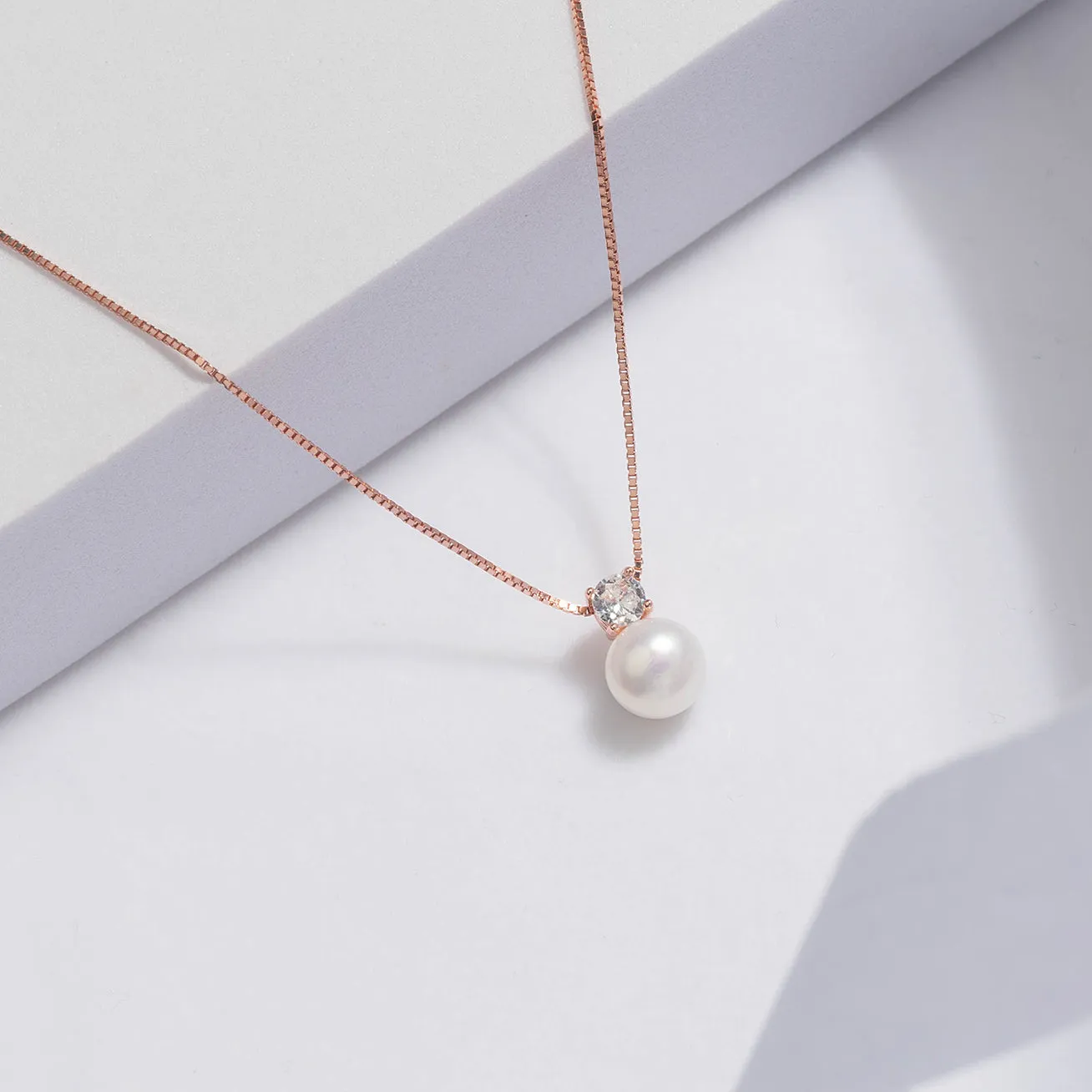 Elegant Freshwater Semi Round Pearl Necklace WN00483