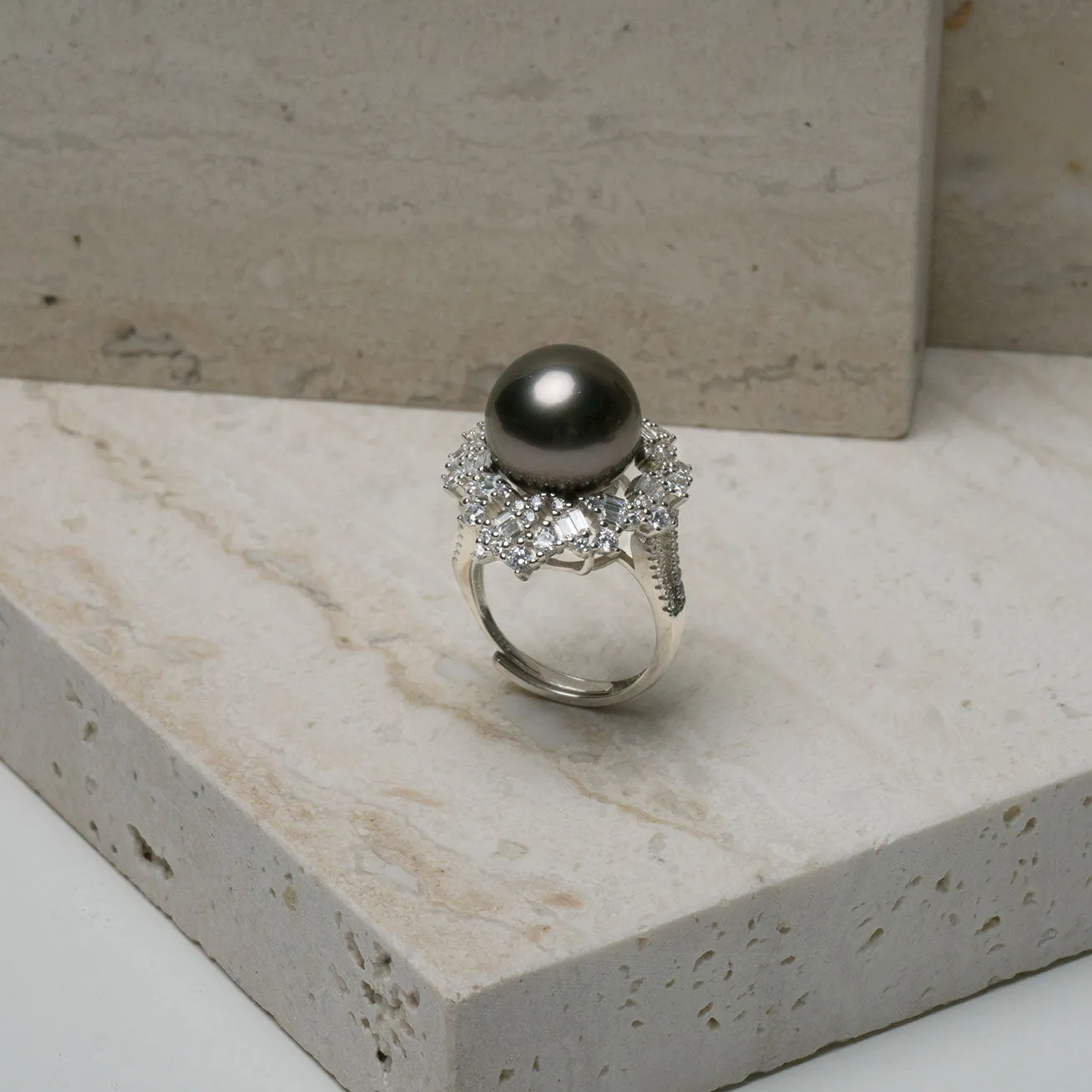 Elegant Tahitian Saltwater Pearl Ring WR00116