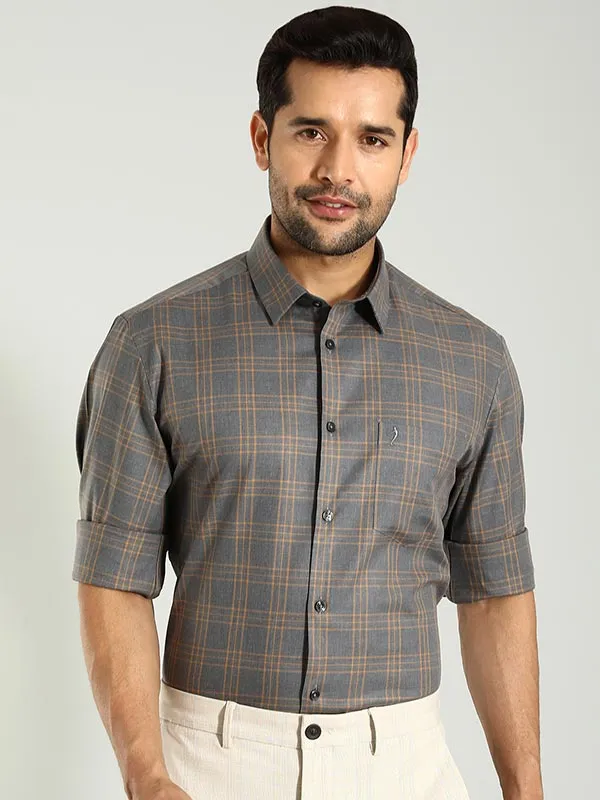 Men Checked Full Sleeve Cotton Shirt