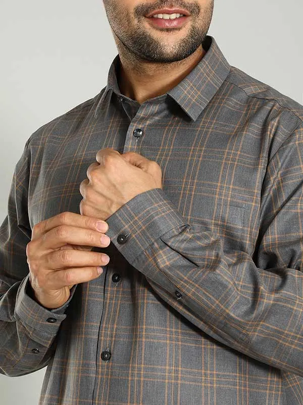 Men Checked Full Sleeve Cotton Shirt