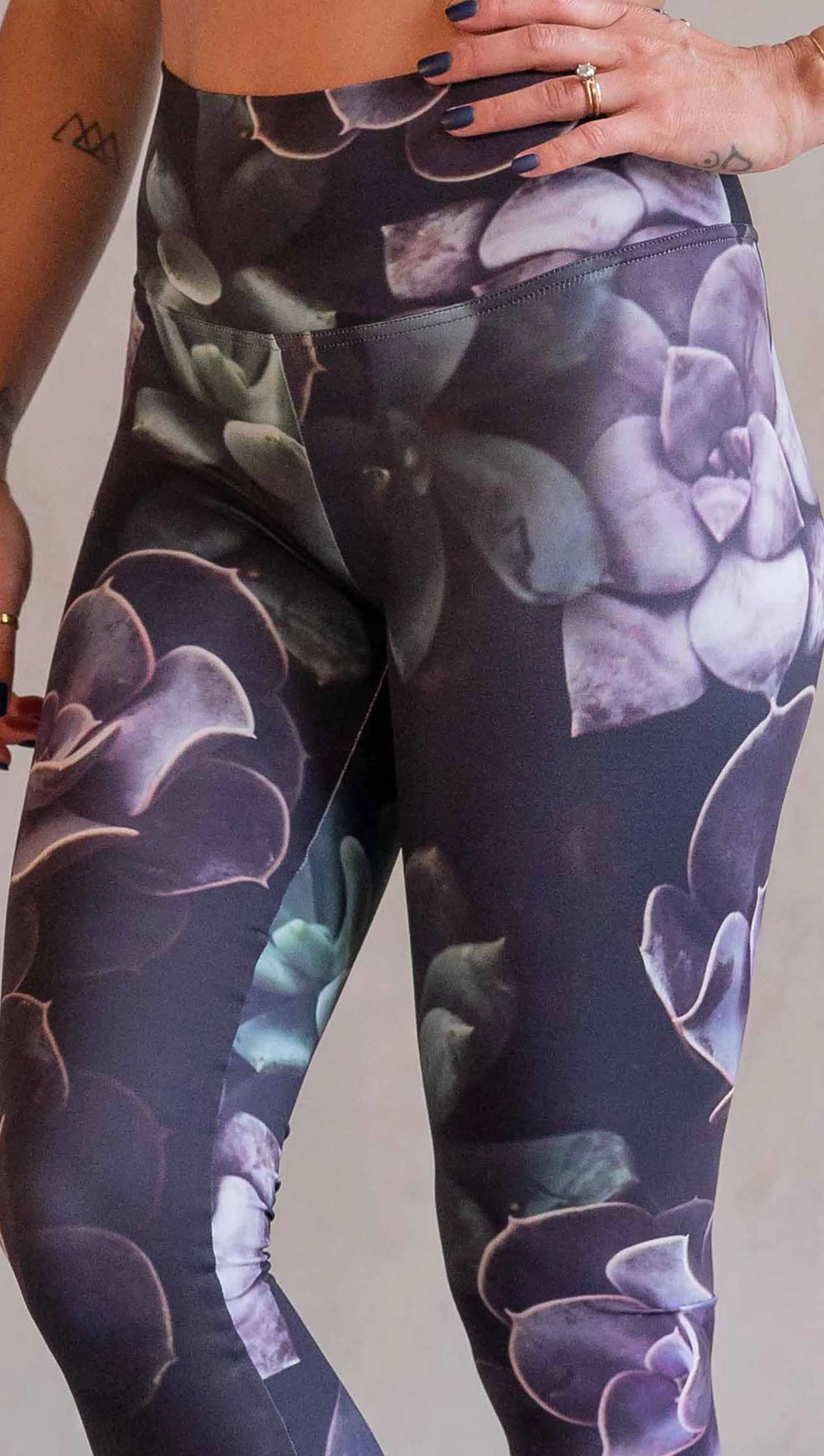 Midnight Garden - Athleisure Leggings