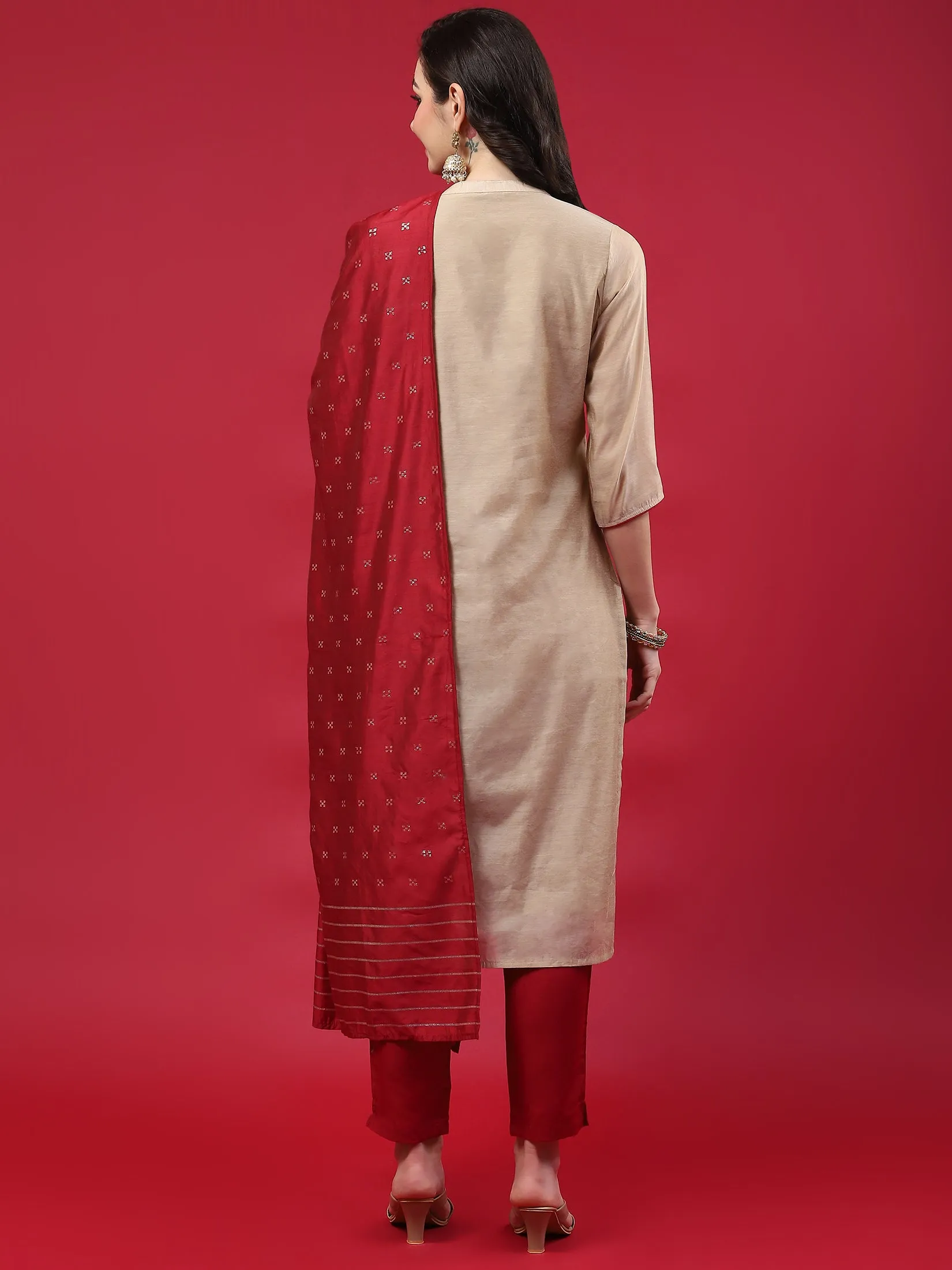 Women Beige Solid Kurta Trouser Dupatta