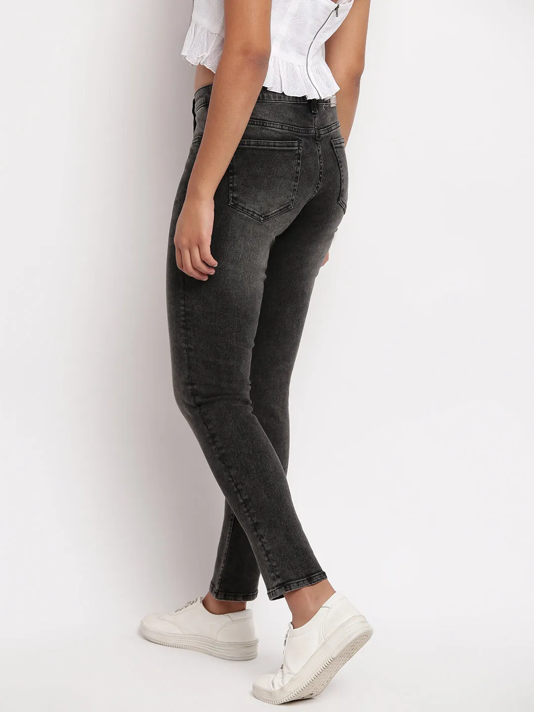 Women Black Slim Fit Denim Jeans